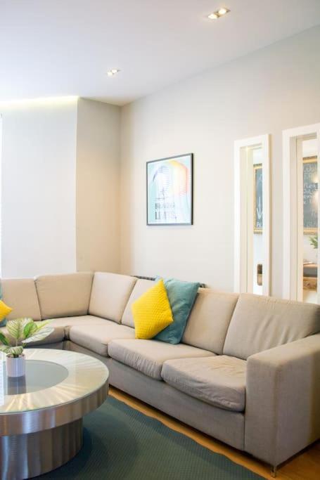 Edge14- Spacious, Stylish And Near The Beach! Newquay  Exterior photo