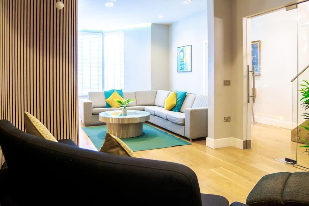 Edge14- Spacious, Stylish And Near The Beach! Newquay  Exterior photo