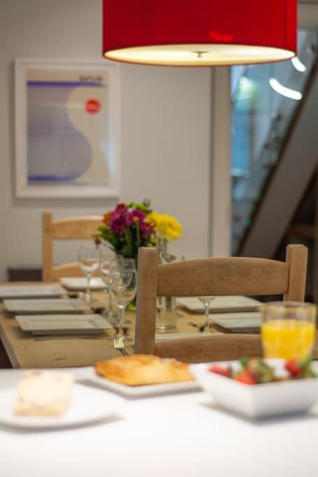 Edge14- Spacious, Stylish And Near The Beach! Newquay  Exterior photo
